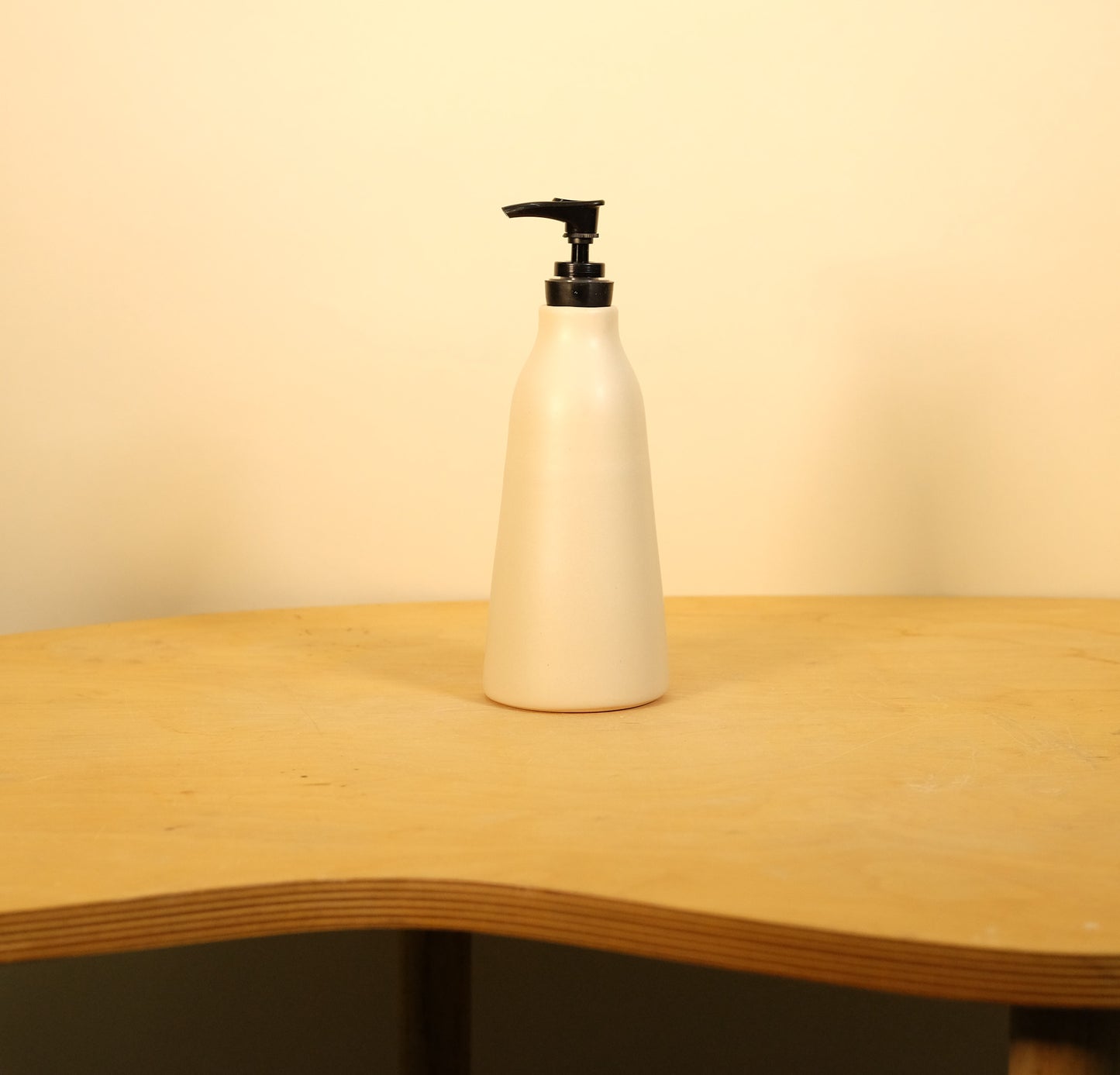 Cream Soap Dispenser 2