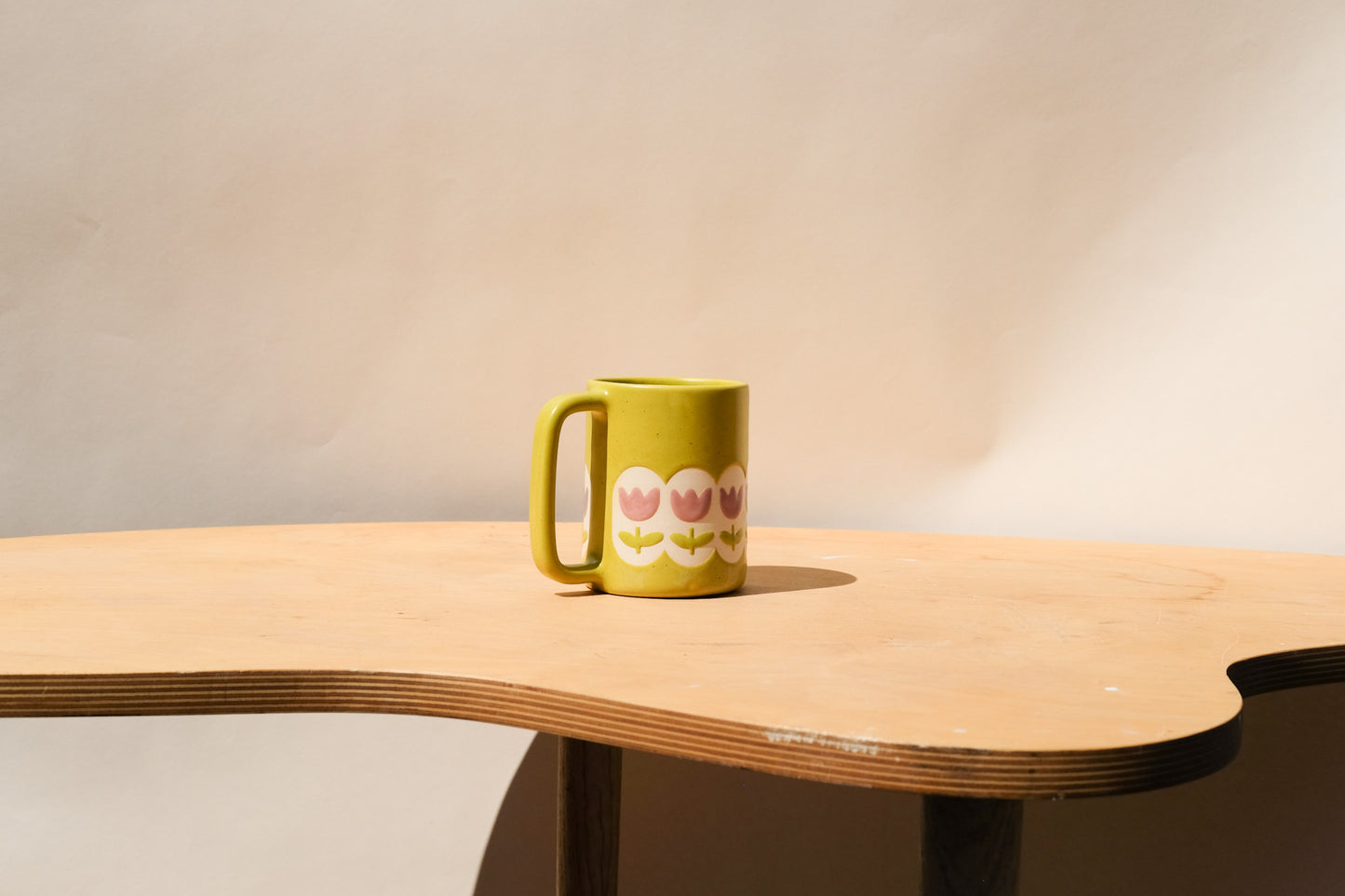 *Preorder* Gradient Tulip Mug
