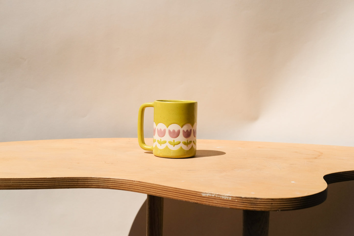 *Preorder* Gradient Tulip Mug