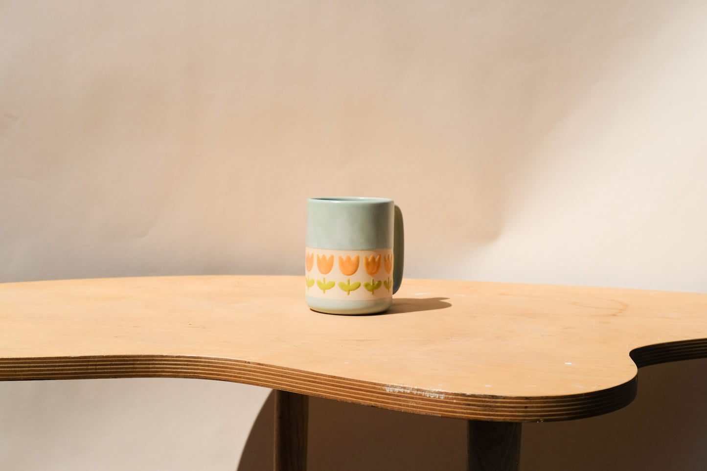 *Preorder* Gradient Tulip Mug