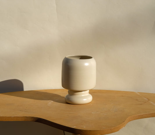 Medium Pedestal Planter Bone