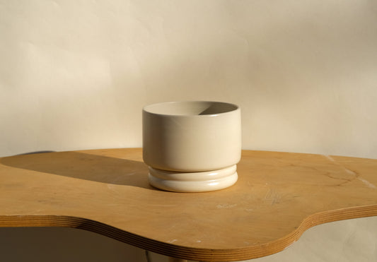 Medium Pedestal Planter Bone