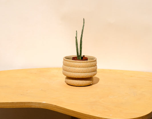 Small Pedestal Planter Desert Sands 18